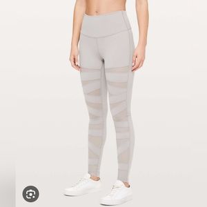 Lululemon Wunder Under Mesh Right 28"